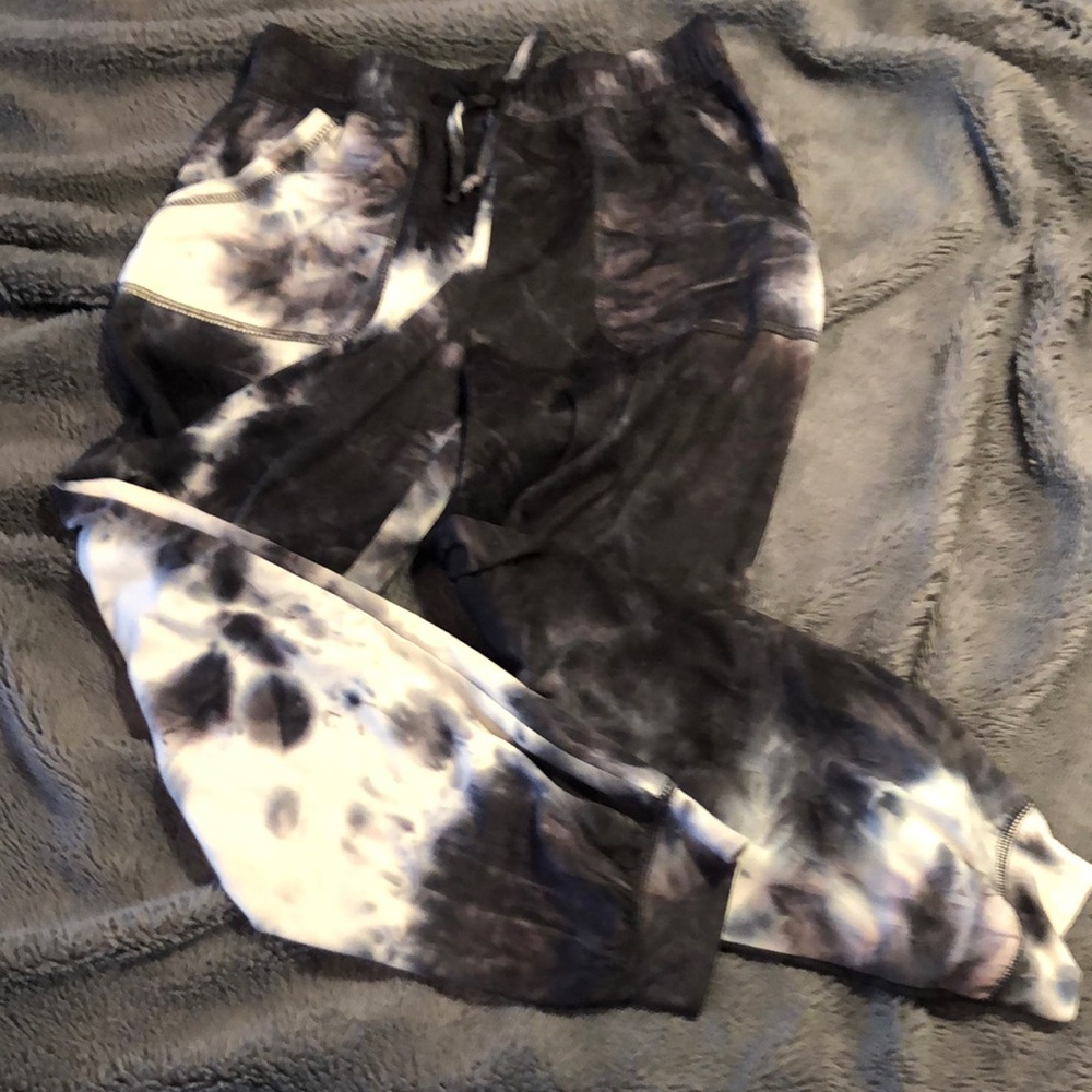 🖤Girls size medium joggers